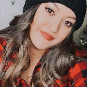 Meet your Posher, Ariana